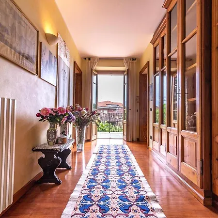 Gasthuis La Camelia, La Nostra Tripla Con Vista Lago, Al Secondo Piano Della Isabella