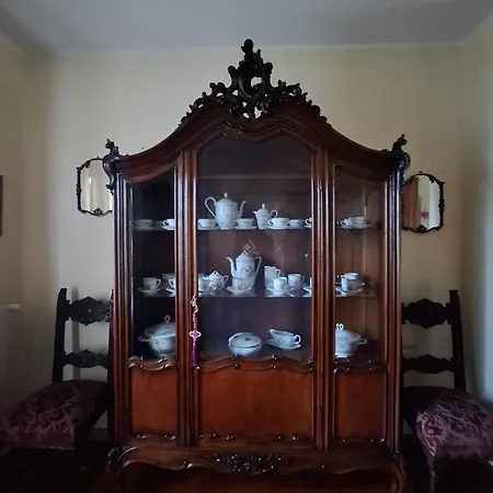 The Camelia, Our With View, Private Bathroom And Dedicated Parking At The Isabella Πανσιόν Στρέσα