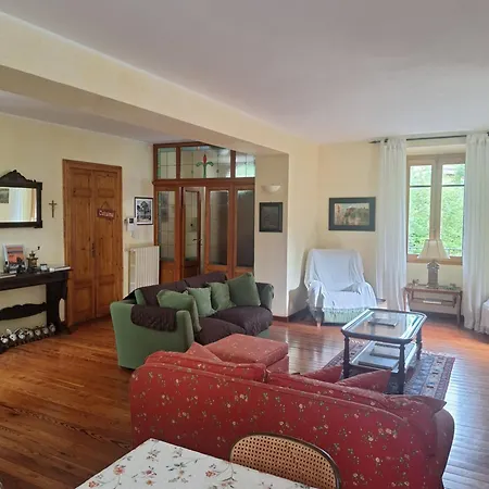 The Camelia, Our With View, Private Bathroom And Dedicated Parking At The Isabella 3* Στρέσα