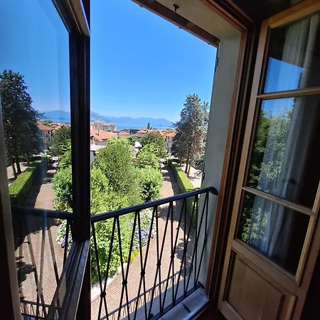 The Camelia, Our With View, Private Bathroom And Dedicated Parking At The Isabella 3*