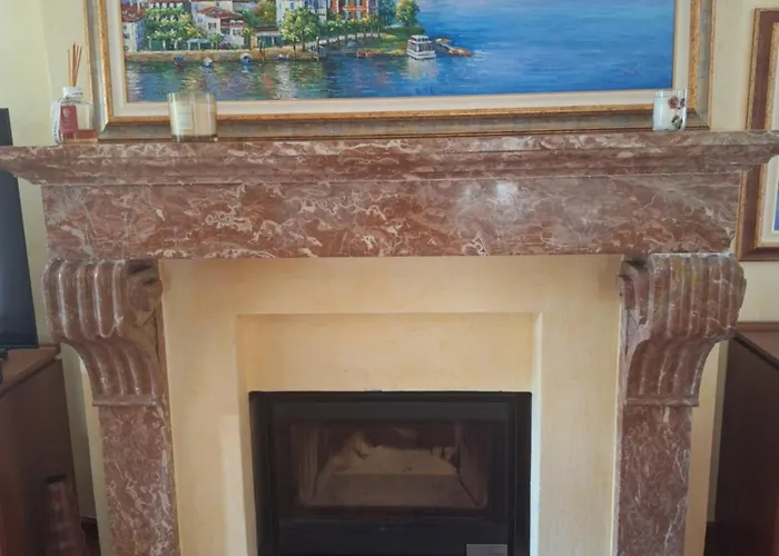 Pensión The Camelia, Our With View, Private Bathroom And Dedicated Parking At The Isabella Stresa