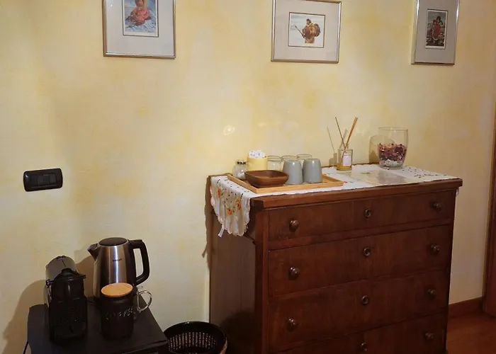 Vendégház The Camelia, Our With View, Private Bathroom And Dedicated Parking At The Isabella