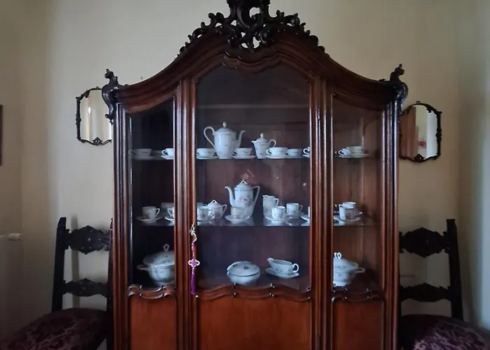 The Camelia, Our With View, Private Bathroom And Dedicated Parking At The Isabella Vendégház Stresa